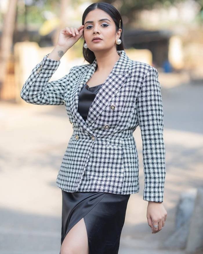 sreemukhi_ teluguvox  7